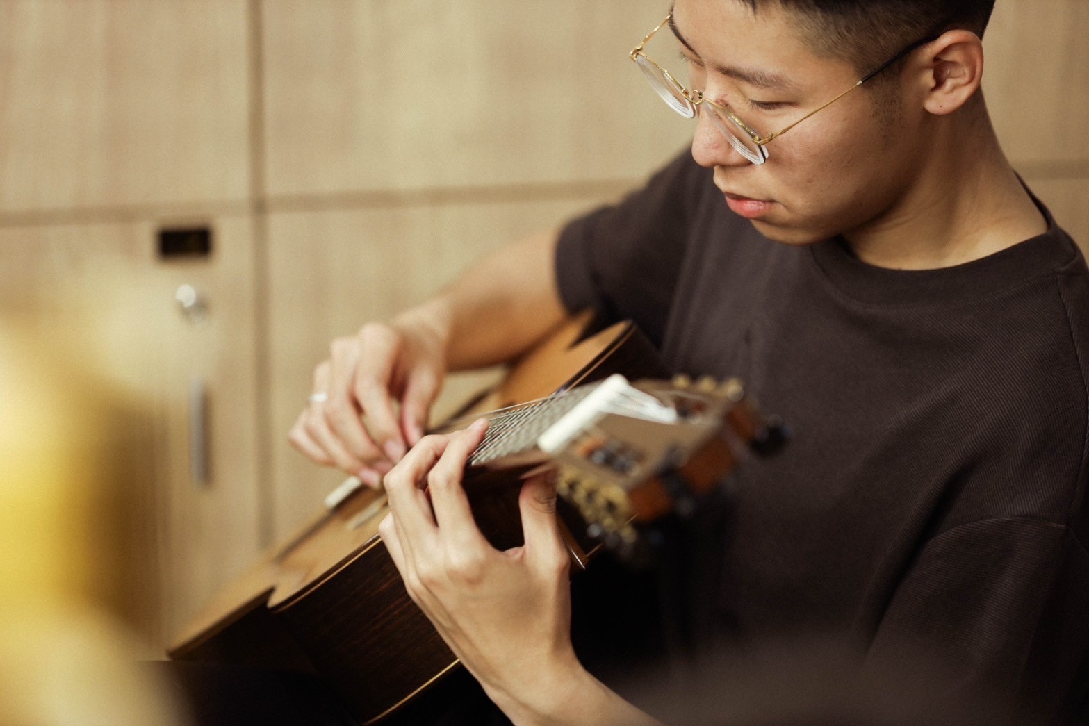 古典吉他藝術家演奏照